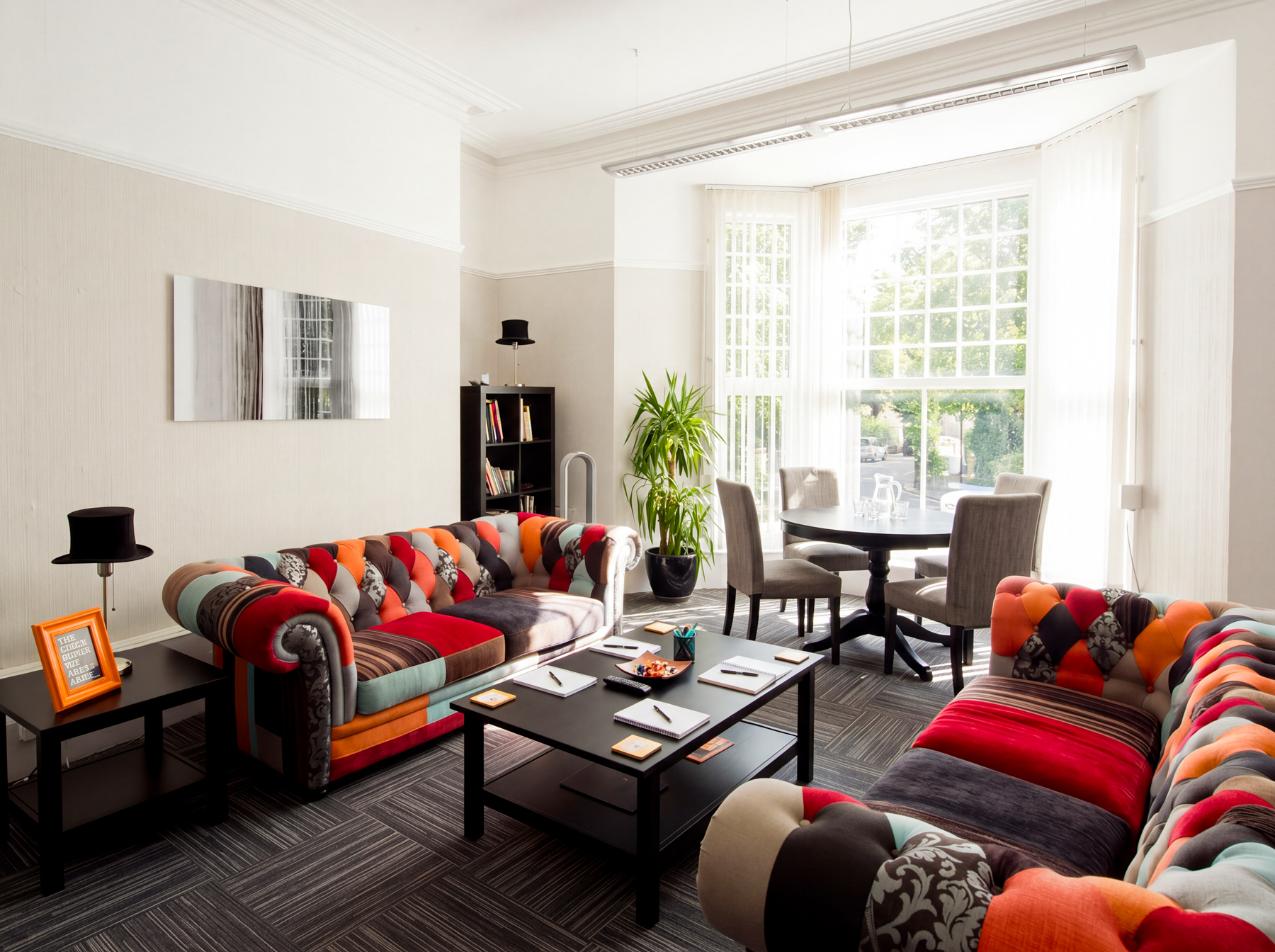 Meeting Room / Lounge in serviced office space.